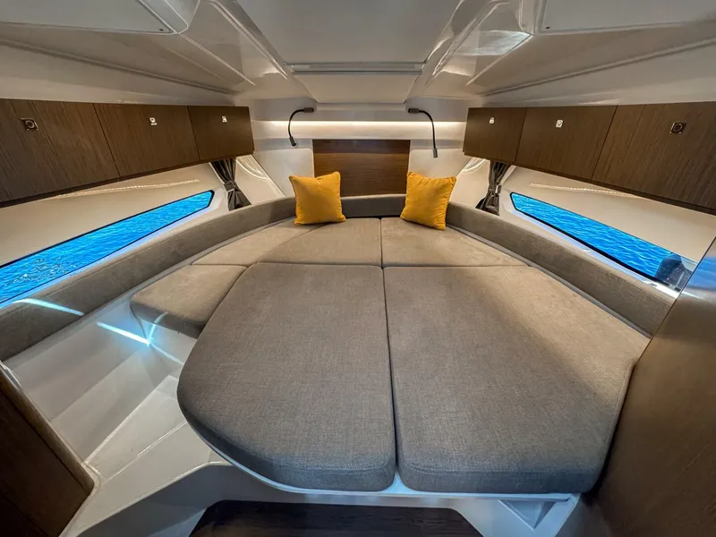 Slide: The Image of Beneteau Antares 9 2025 - 20