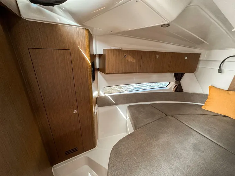 Slide: The Image of Beneteau Antares 9 2025 - 21
