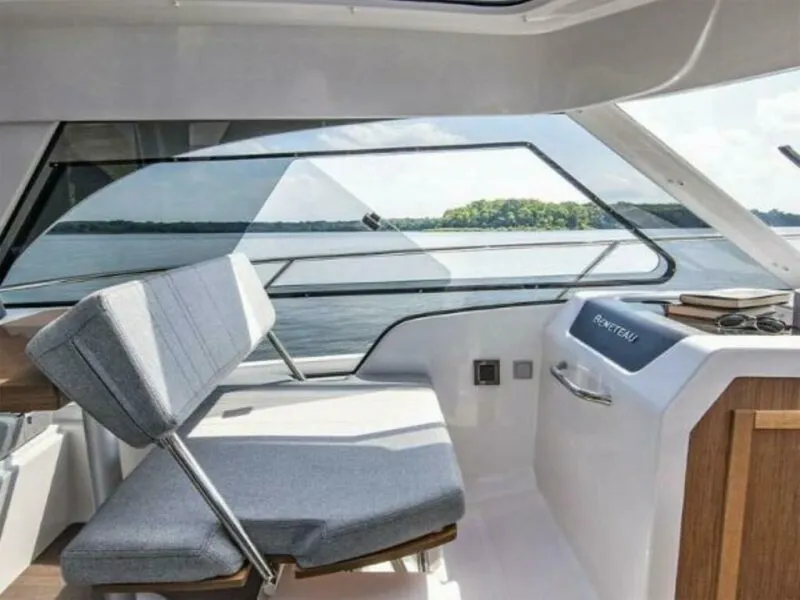 Slide: The Image of Beneteau Antares 9 2025 - 4