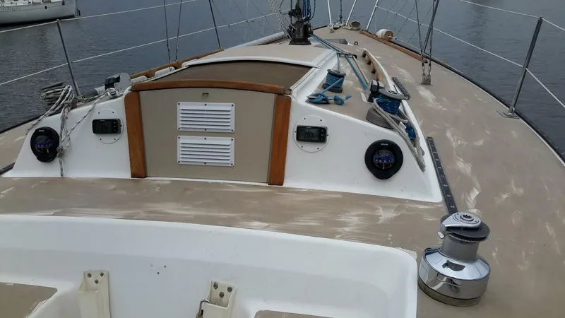 Slide: The Image of J Boats 1983 - 6