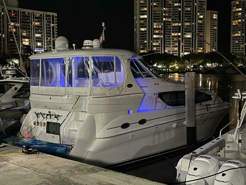 Slide: The Image of Sea Ray 39 2003 - 10