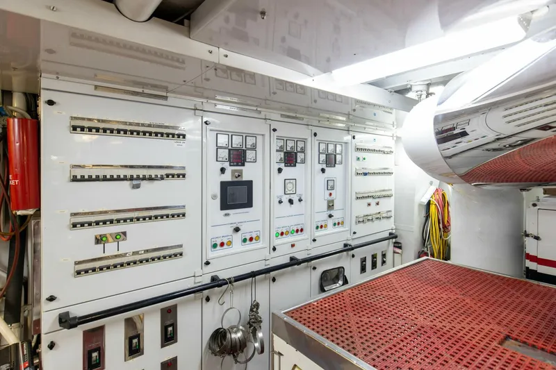 Slide: The Image of Feadship 116 Sport Fisher 1989 - 49