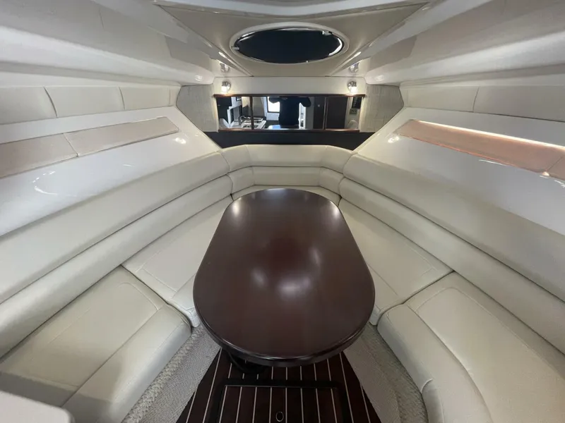 Slide: The Image of Monterey 295 Sport Yacht 2019 - 16