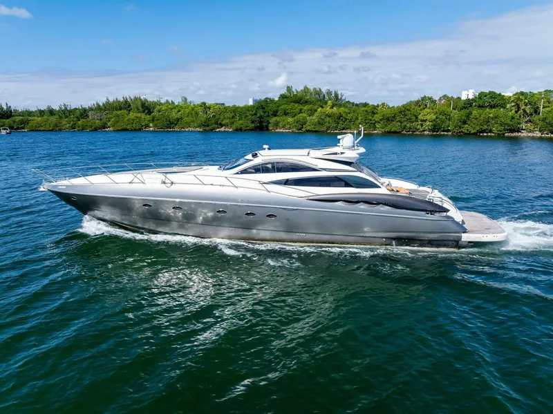 The Image of Sunseeker Predator 2001 - 0