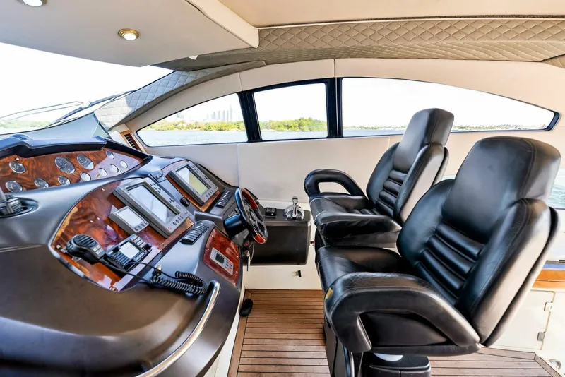 Slide: The Image of Sunseeker Predator 2001 - 20