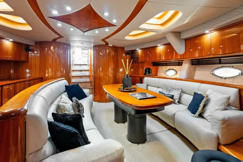 Slide: The Image of Sunseeker Predator 2001 - 31