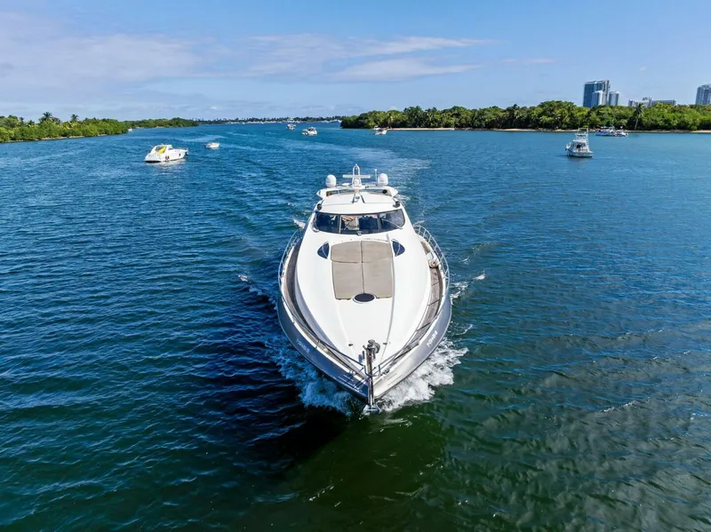 Slide: The Image of Sunseeker Predator 2001 - 50