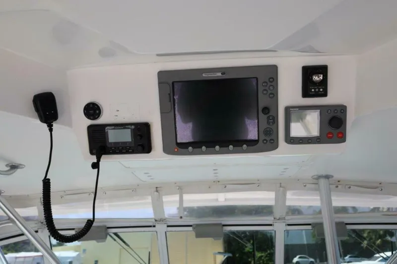 Slide: The Image of Luhrs 32 Open 2007 - 10