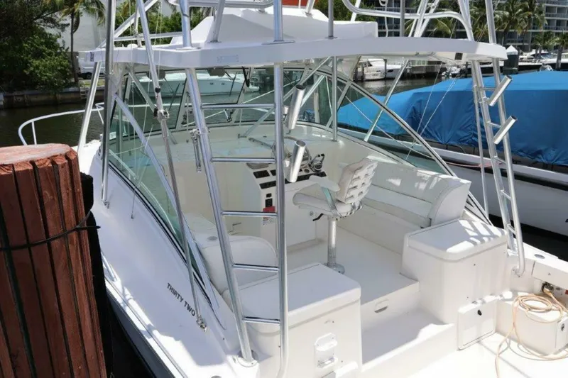 Slide: The Image of Luhrs 32 Open 2007 - 4