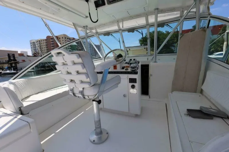 Slide: The Image of Luhrs 32 Open 2007 - 7