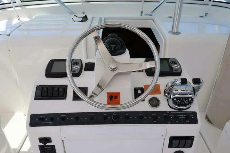 Slide: The Image of Luhrs 32 Open 2007 - 9