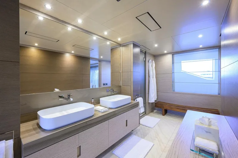 Slide: The Image of Benetti 132 Classic Supreme 2016 - 16