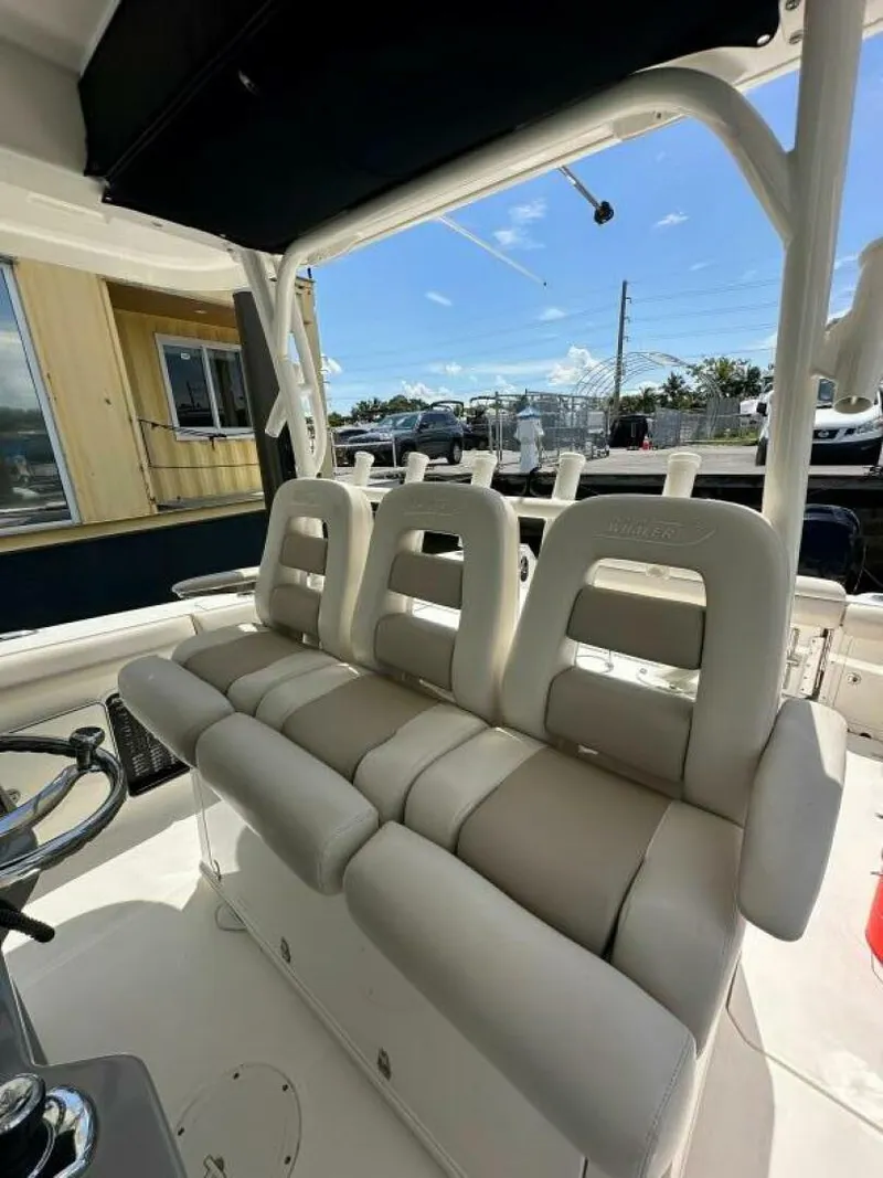 Slide: The Image of Boston Whaler 350 Outrage 2017 - 10