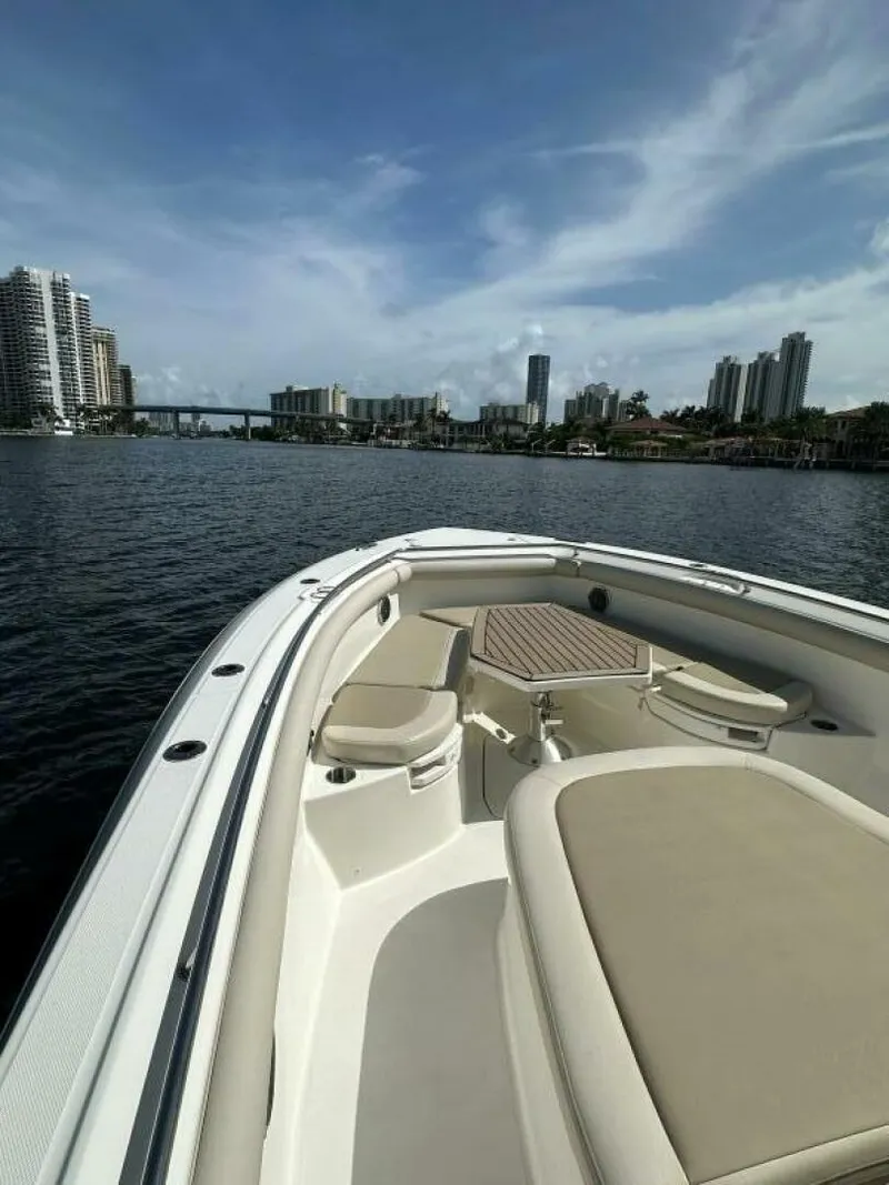 Slide: The Image of Boston Whaler 350 Outrage 2017 - 14