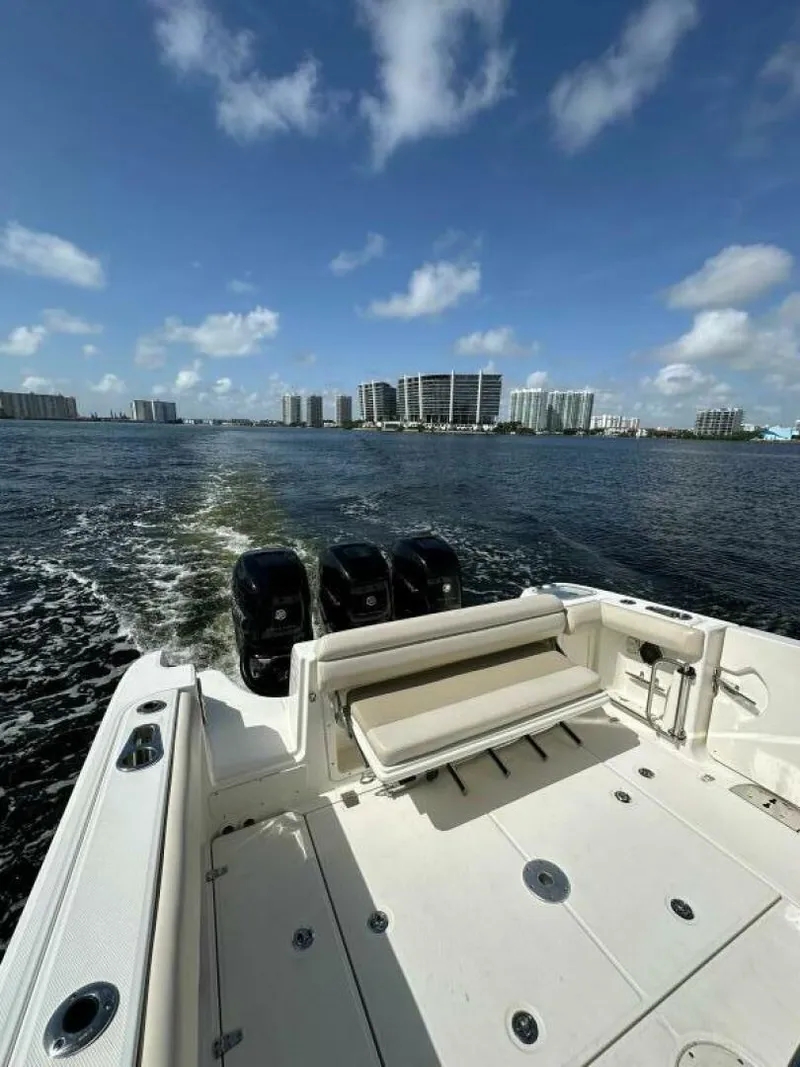 Slide: The Image of Boston Whaler 350 Outrage 2017 - 16