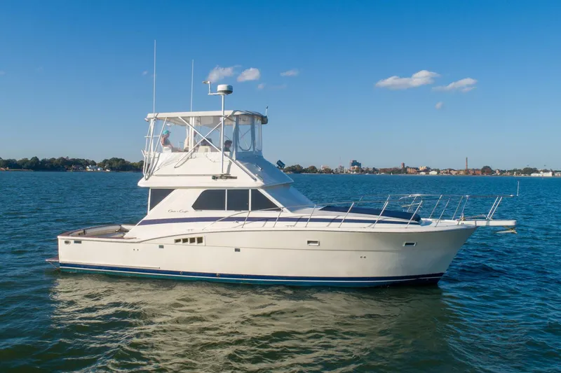 Slide: The Image of Chris-Craft Commander 422 1986 - 4