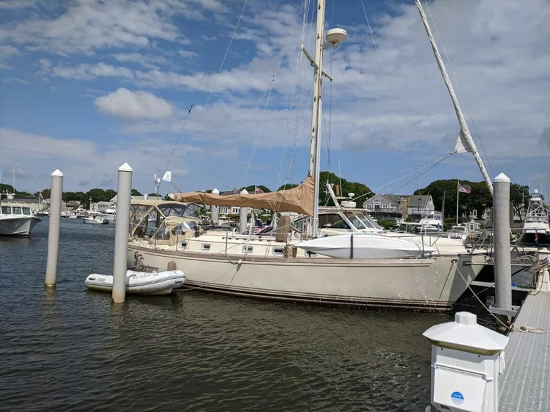 The Image of Brewer STEEL HULL Kaiulani 1988 - 0