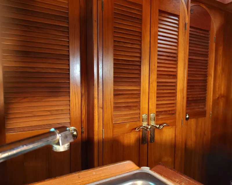 Slide: The Image of Brewer STEEL HULL Kaiulani 1988 - 24