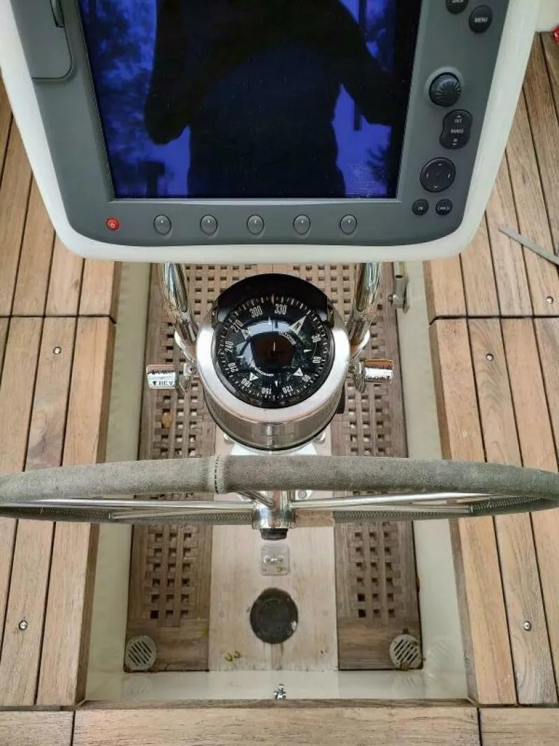 Slide: The Image of Brewer STEEL HULL Kaiulani 1988 - 49