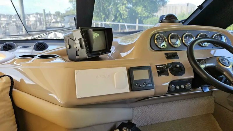 Slide: The Image of Carver Yachts 450 Voyager 2000 - 21