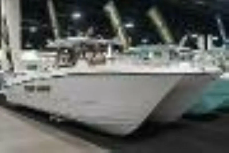 The Image of Twin Vee 340 GFX CC 2023 - 0