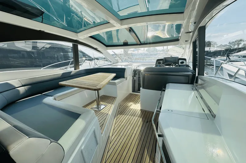 Slide: The Image of Galeon 485 HTS 2018 - 18