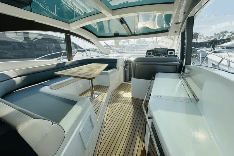 Slide: The Image of Galeon 485 HTS 2018 - 38