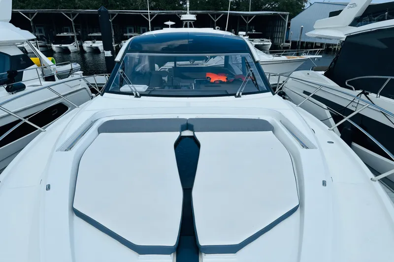Slide: The Image of Galeon 485 HTS 2018 - 39