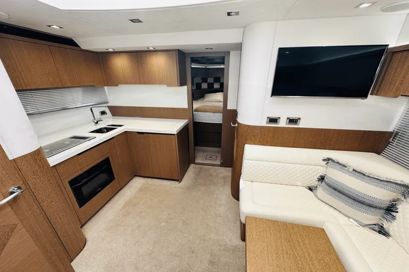 Slide: The Image of Galeon 485 HTS 2018 - 51