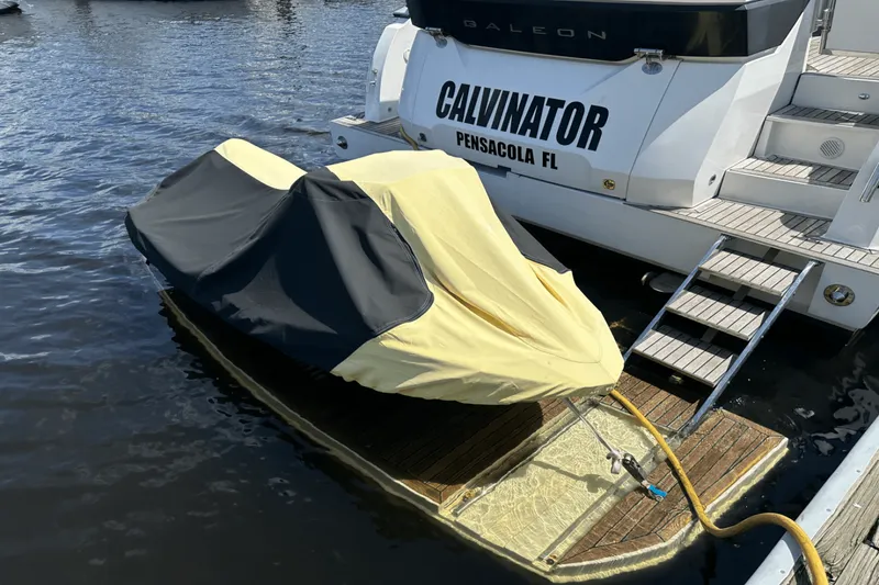 Slide: The Image of Galeon 485 HTS 2018 - 6