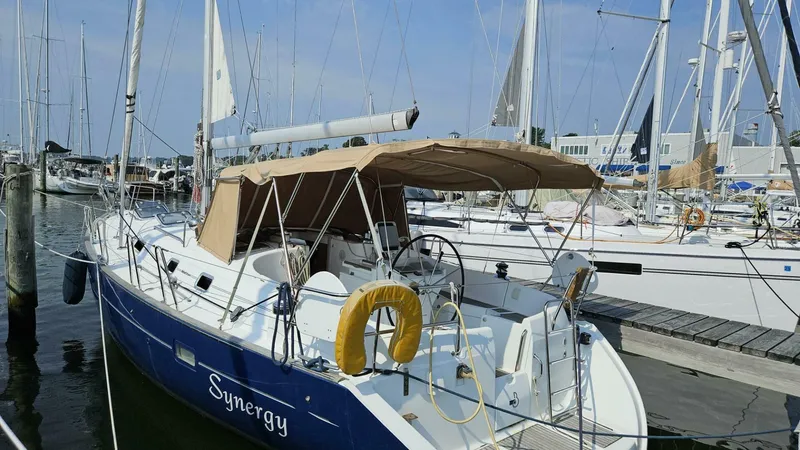 Slide: The Image of Beneteau Limited Edition 411 2002 - 32