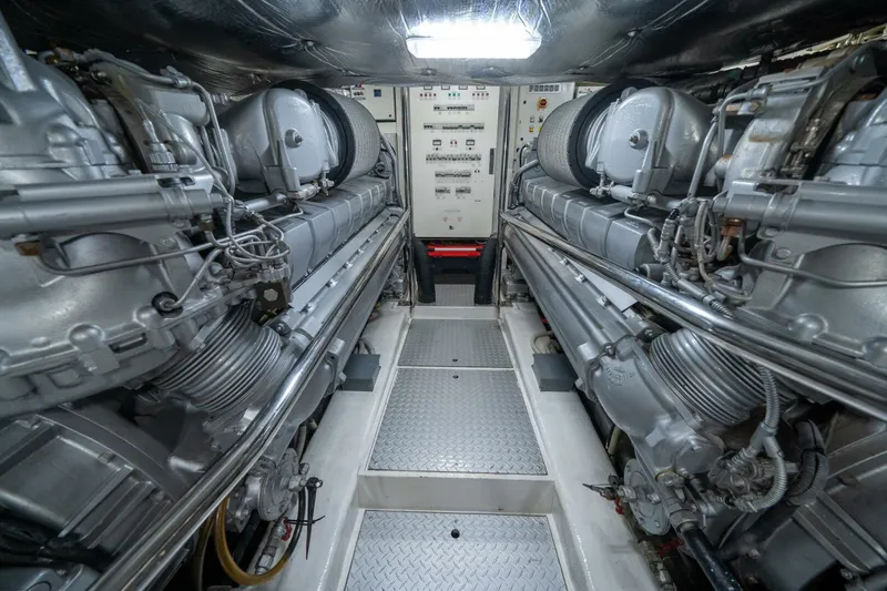 Slide: The Image of Pershing 80 2010 - 66