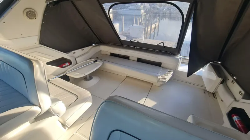 Slide: The Image of Sea Ray 400 Express 1995 - 6