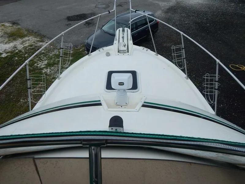 Slide: The Image of Carver Yachts Mariner 2897 1983 - 24