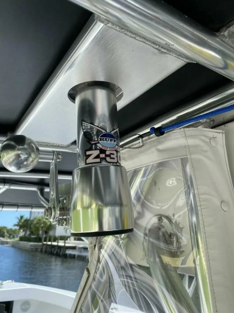 Slide: The Image of Ocean Master 3100 1995 - 11