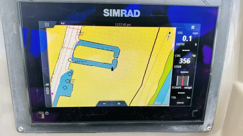 Slide: The Image of Rinker 350 Express Cruiser 2007 - 17