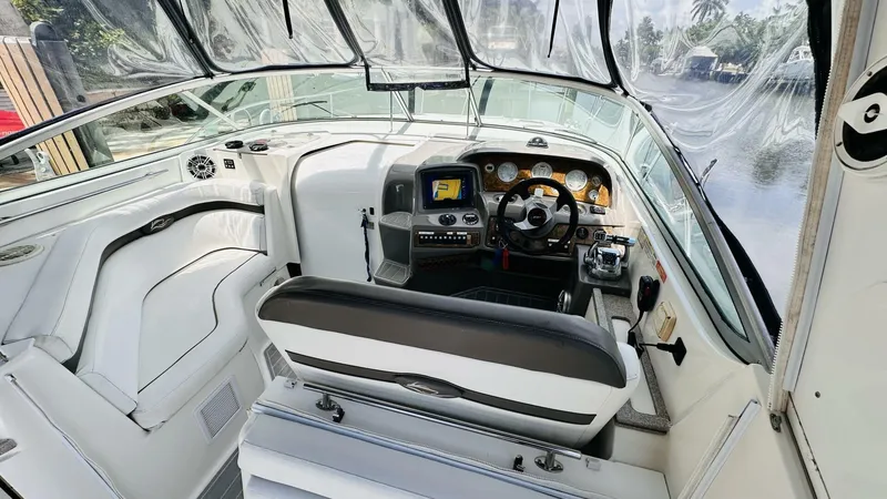 Slide: The Image of Rinker 350 Express Cruiser 2007 - 5