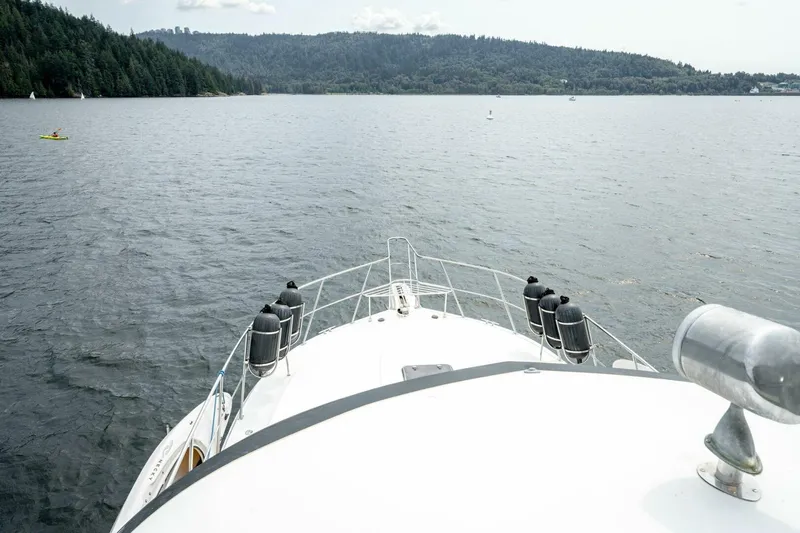 Slide: The Image of Navigator Sundance 5600 1997 - 36