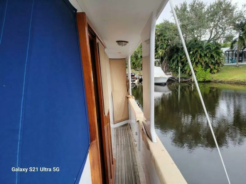 Slide: The Image of Marine Trader Wide Body 1987 - 23