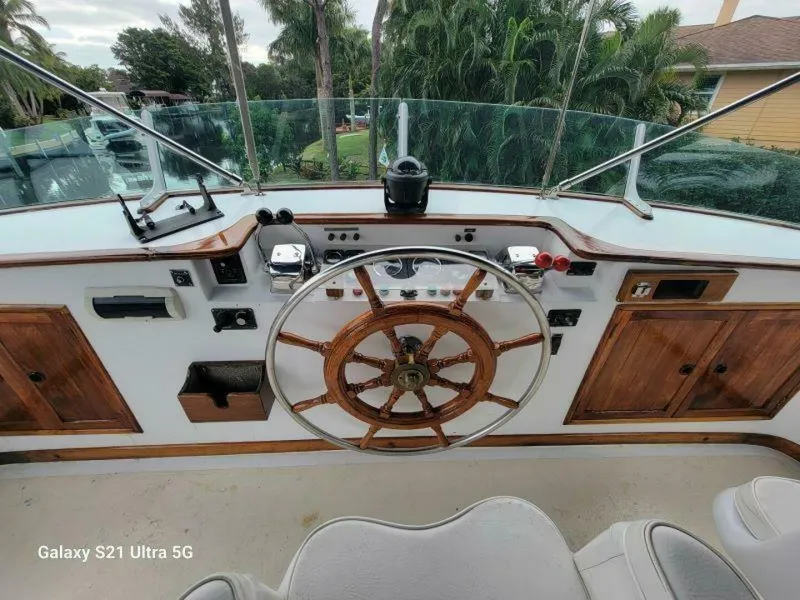 Slide: The Image of Marine Trader Wide Body 1987 - 45