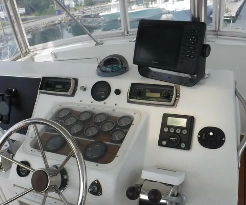 Slide: The Image of Ocean 44 Super Sport Custom 1989 - 23