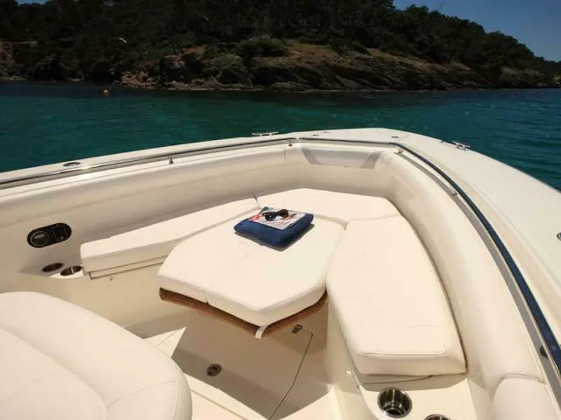 Slide: The Image of Boston Whaler 370 Outrage 2014 - 10