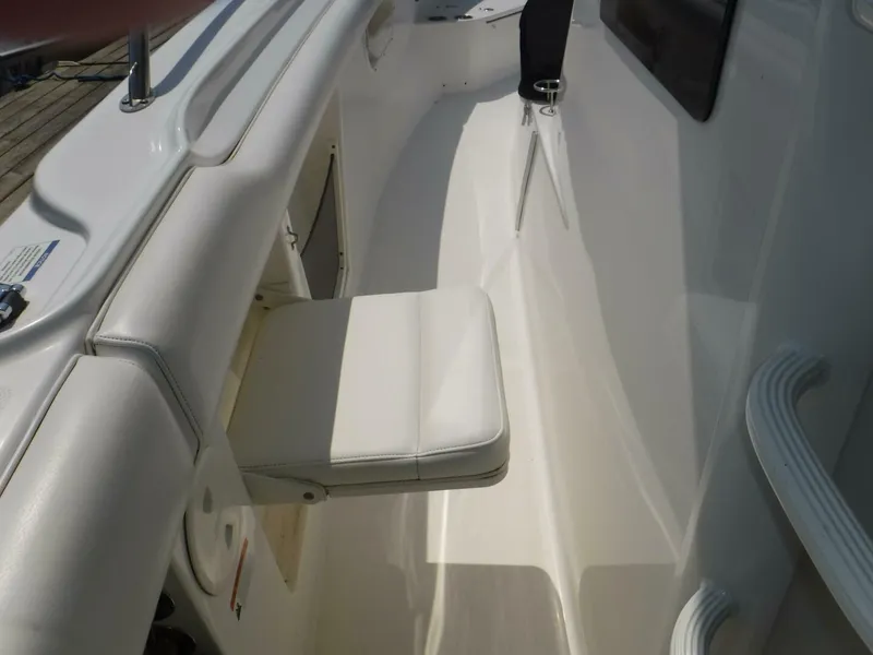Slide: The Image of Boston Whaler 370 Outrage 2014 - 27