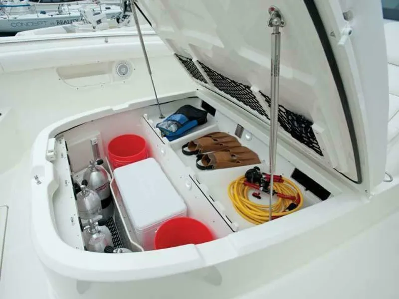 Slide: The Image of Boston Whaler 370 Outrage 2014 - 4