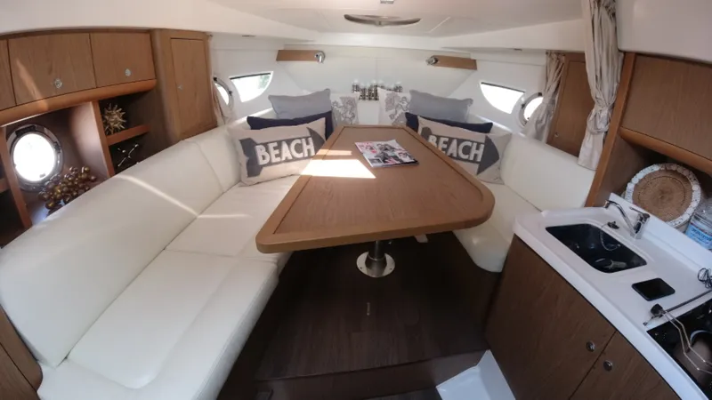 Slide: The Image of Beneteau Gran Turismo 35 2016 - 16