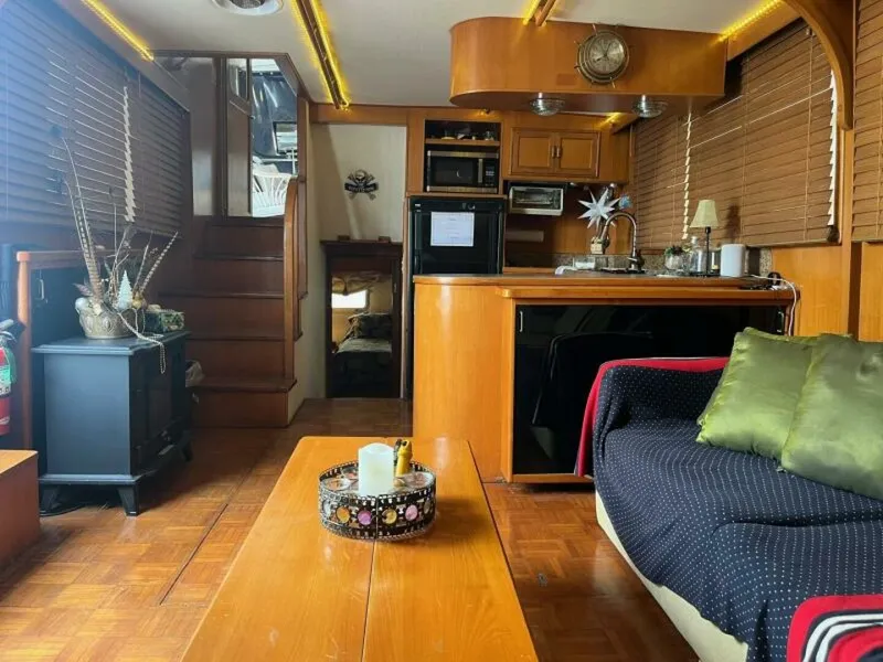Slide: The Image of CHB 46 Motor Yacht 1988 - 5