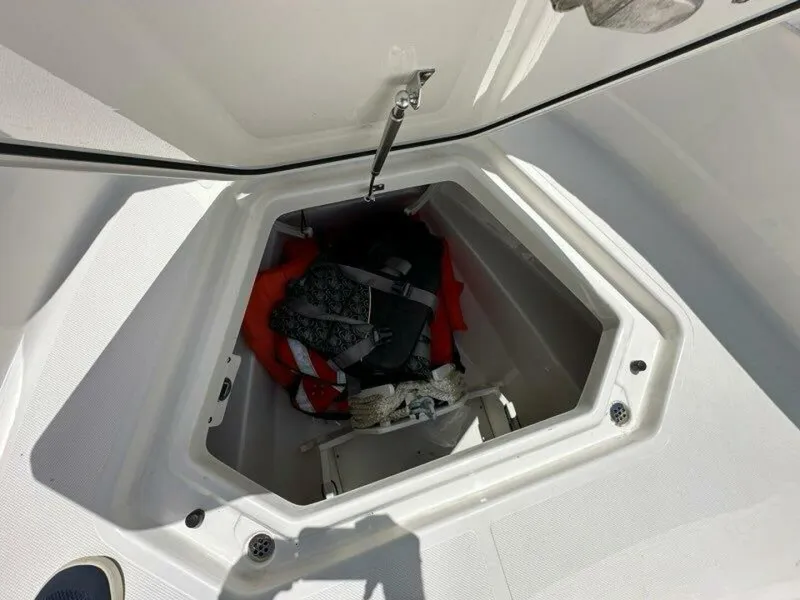 Slide: The Image of Pursuit 428 Sport 2021 - 19