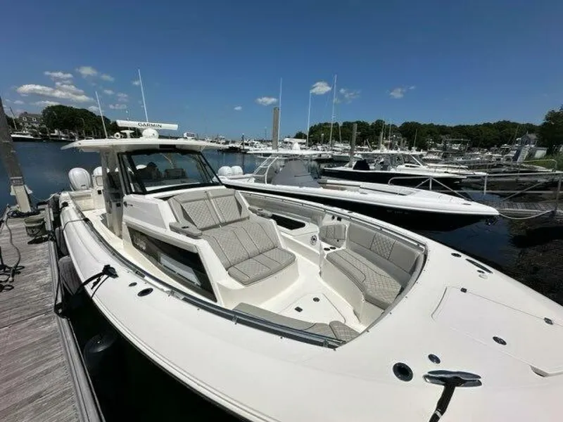 Slide: The Image of Pursuit 428 Sport 2021 - 23