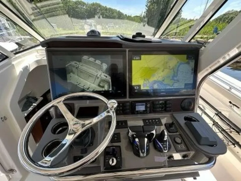 Slide: The Image of Pursuit 428 Sport 2021 - 29