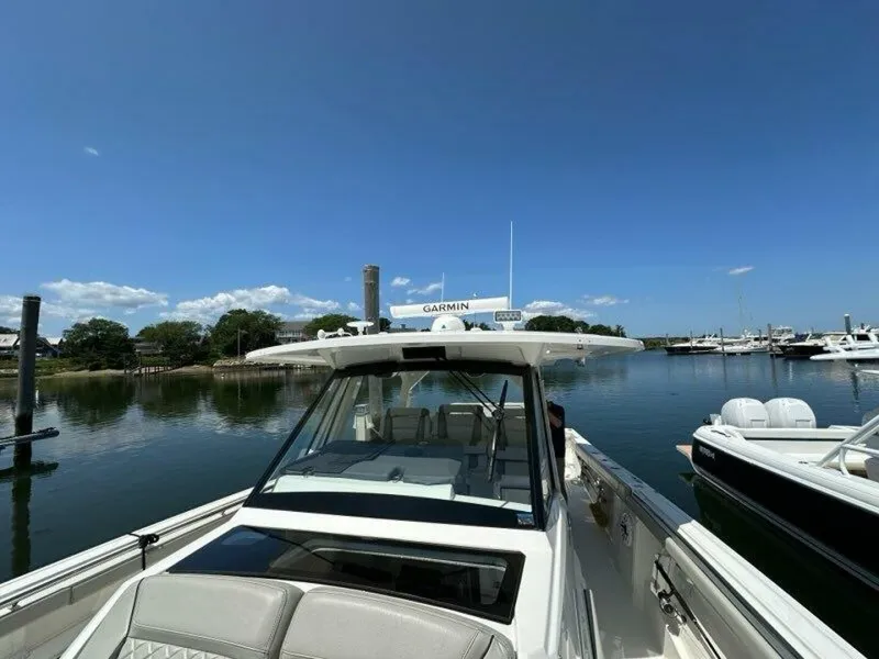 Slide: The Image of Pursuit 428 Sport 2021 - 33